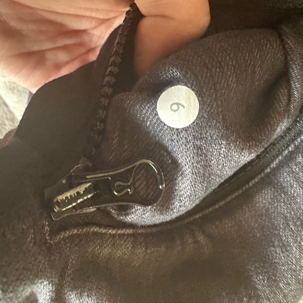 Lululemon Define Jacket - Picture 4 of 4